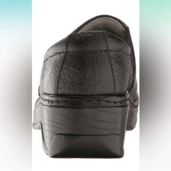 Klogs Women's 8.5 Naples Black Tooled Shoes for Nurses NWT Enhanced Grip - Picture 3 of 8